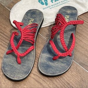 Plaka Slip-on Sandals Coral Red Size 8